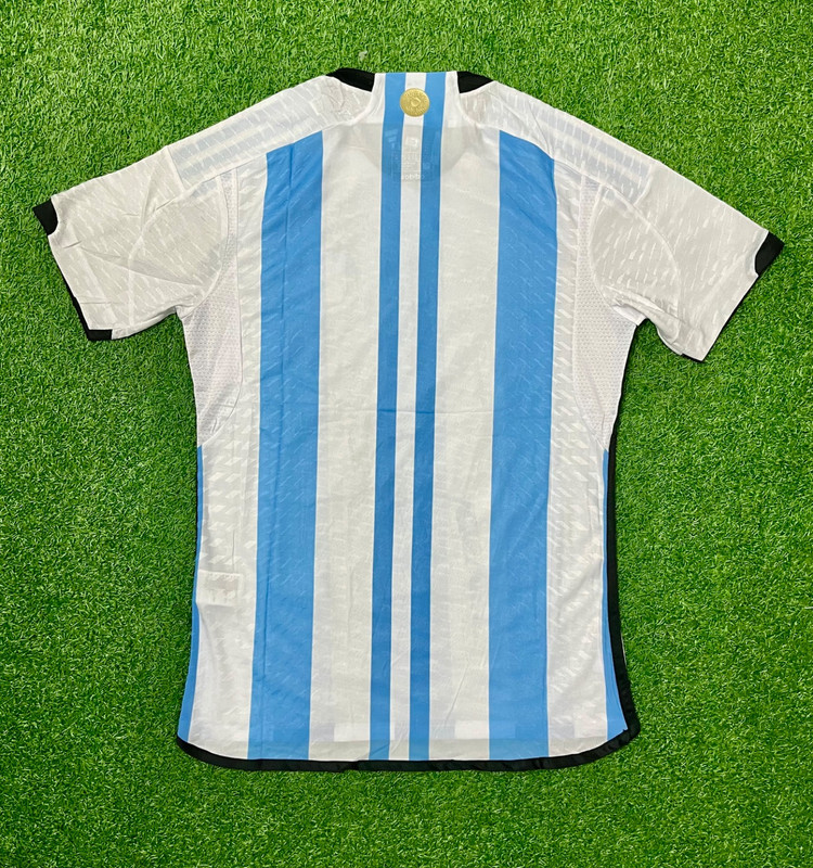 لباس اول آرژانیتن